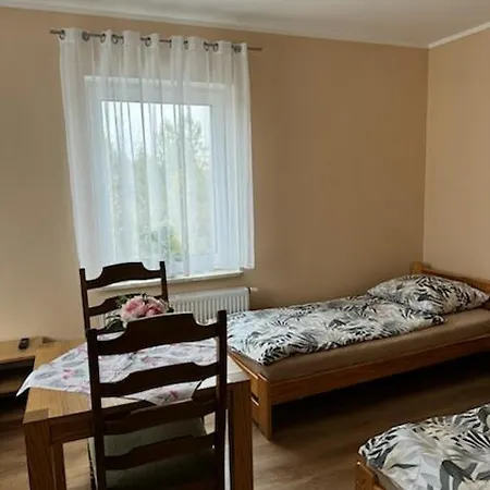 Gospodarstwo Goscinne Joanna Tadeusz Pietras 3* Krzyszkowo